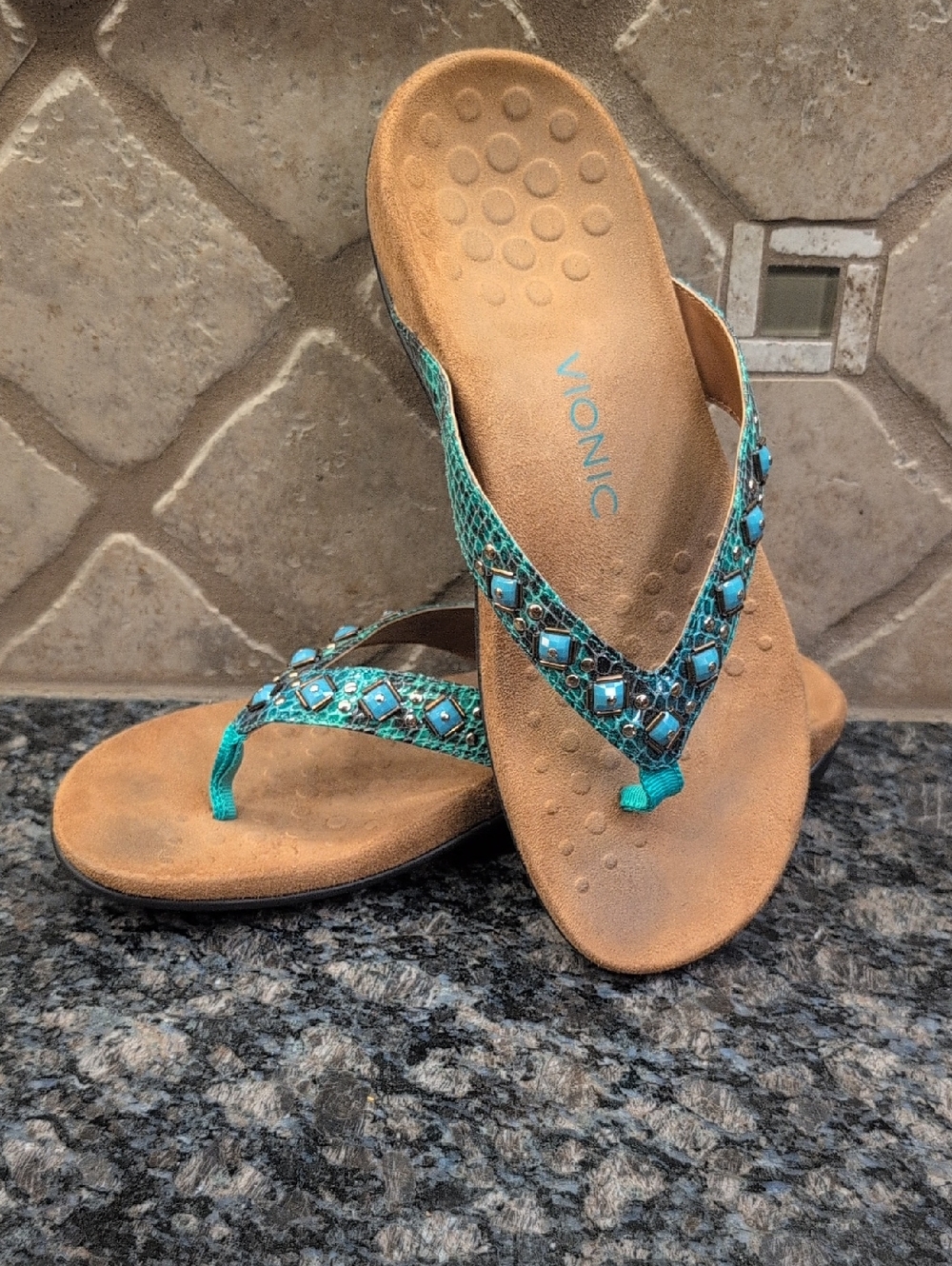 Vionic Beaded Teal Thong Sandals